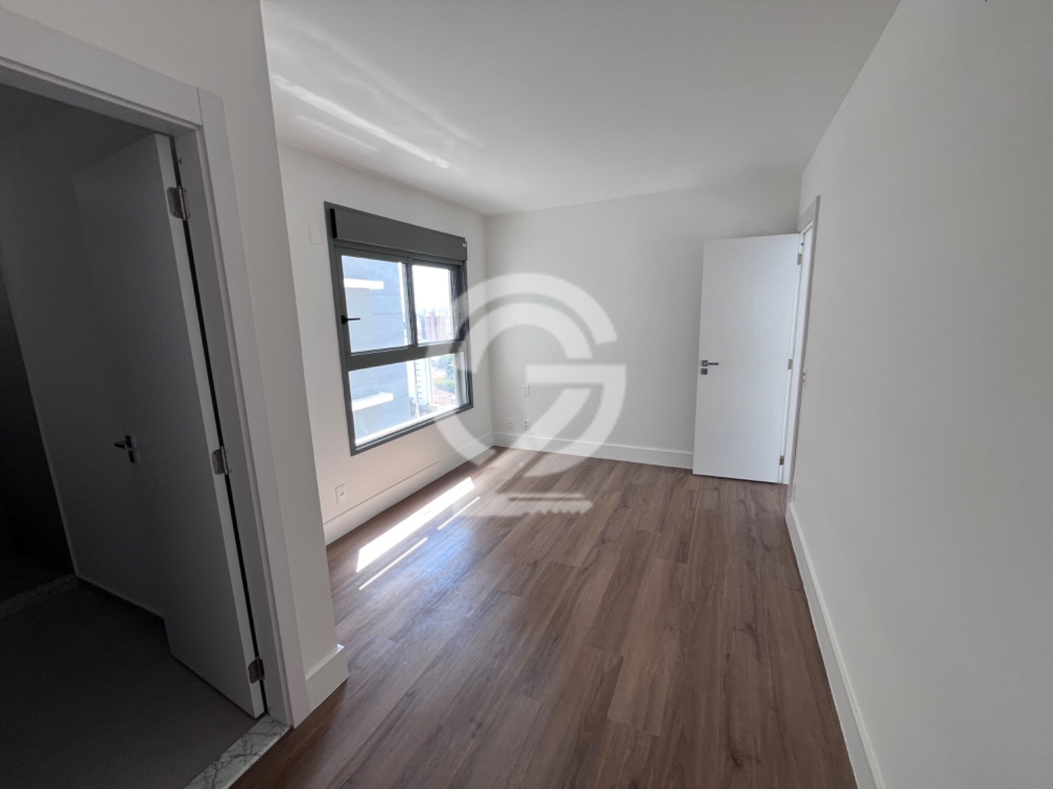 Lindo Apartamento Duplex Cambuí Campinas 193m2 em , Campinas - sp | SoloBR