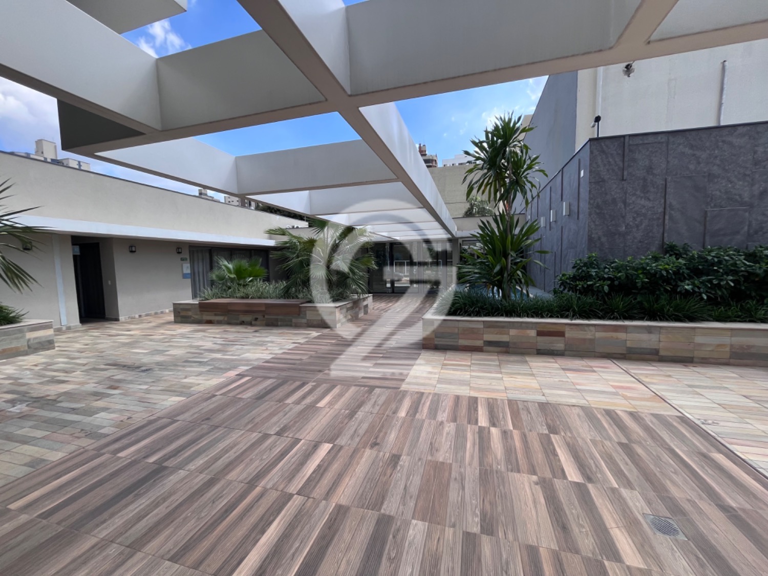 Lindo Apartamento Duplex Cambuí Campinas 193m2 em , Campinas - sp | SoloBR