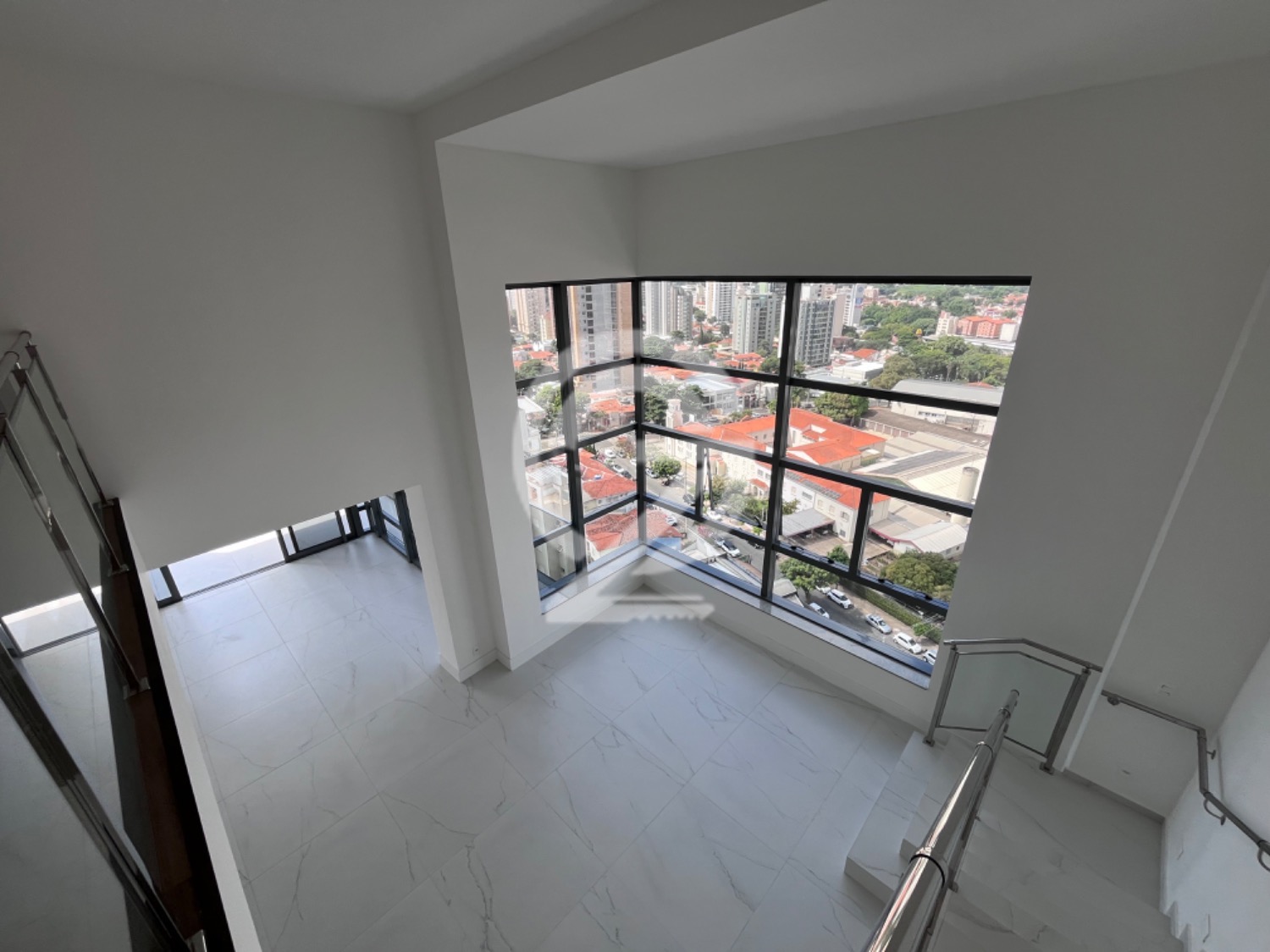Lindo Apartamento Duplex Cambuí Campinas 193m2 em , Campinas - sp | SoloBR