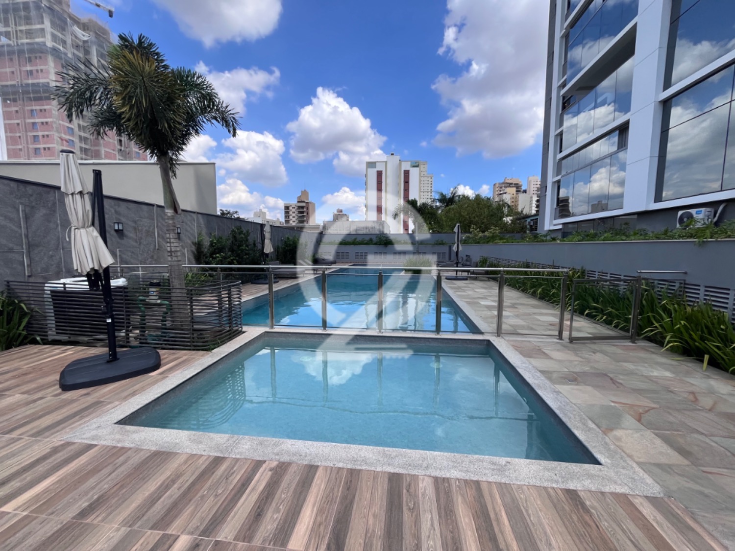 Lindo Apartamento Duplex Cambuí Campinas 193m2 em , Campinas - sp | SoloBR