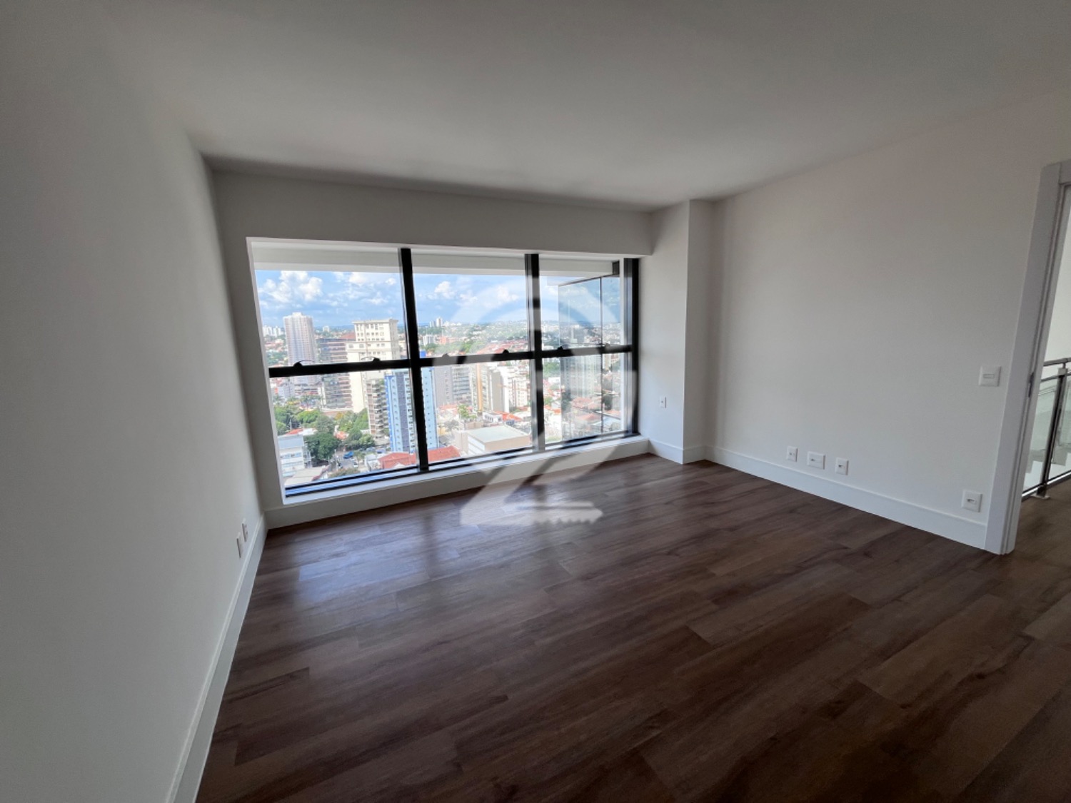 Lindo Apartamento Duplex Cambuí Campinas 193m2 em , Campinas - sp | SoloBR