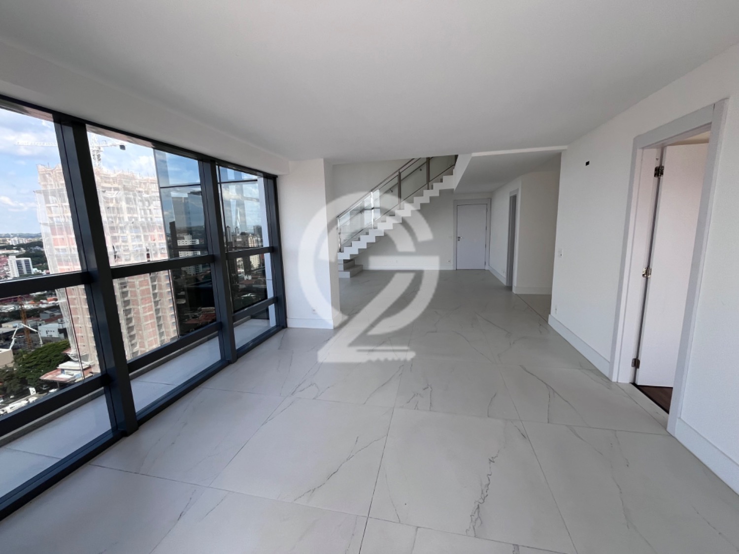 Lindo Apartamento Duplex Cambuí Campinas 193m2 em , Campinas - sp | SoloBR