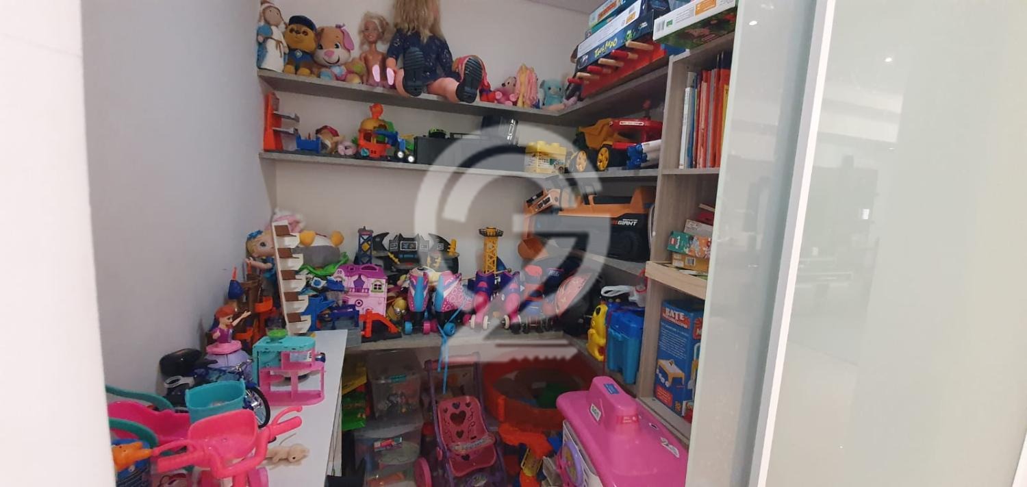 Espetacular casa em condomínio na região do Alphaville Campinas. em , Campinas - sp | SoloBR