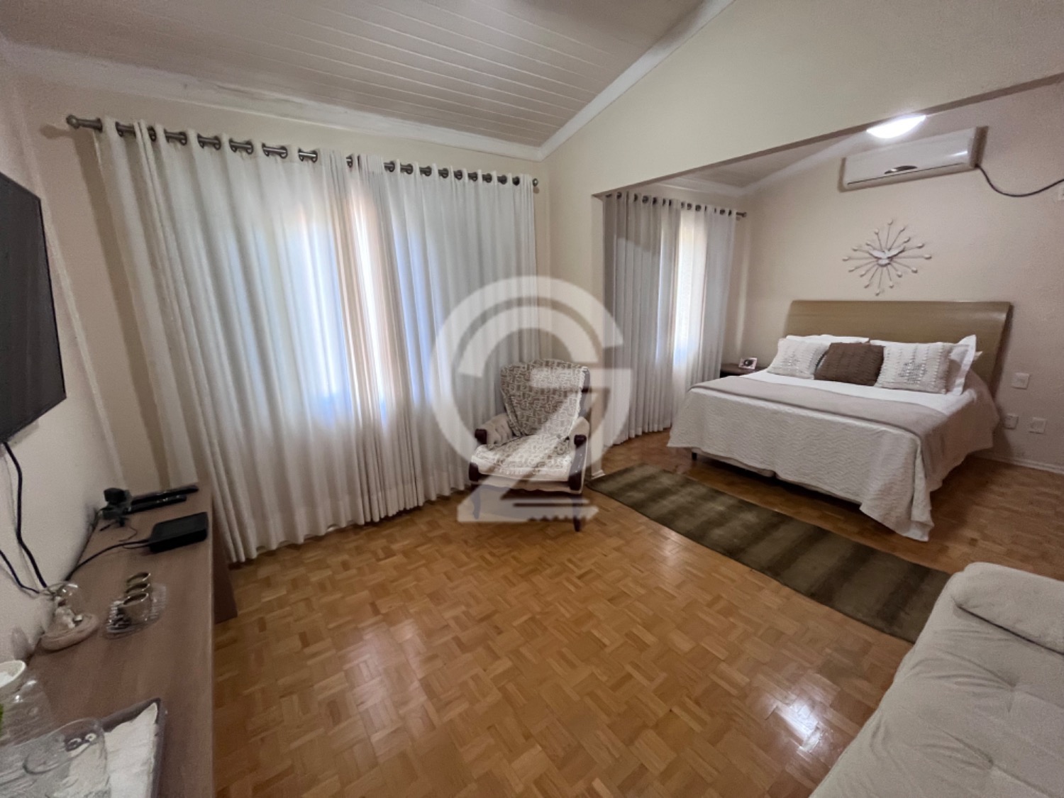 CASA 03 SUITES - A VENDA SOUSAS - CAMPINAS SP em , Campinas - sp | SoloBR