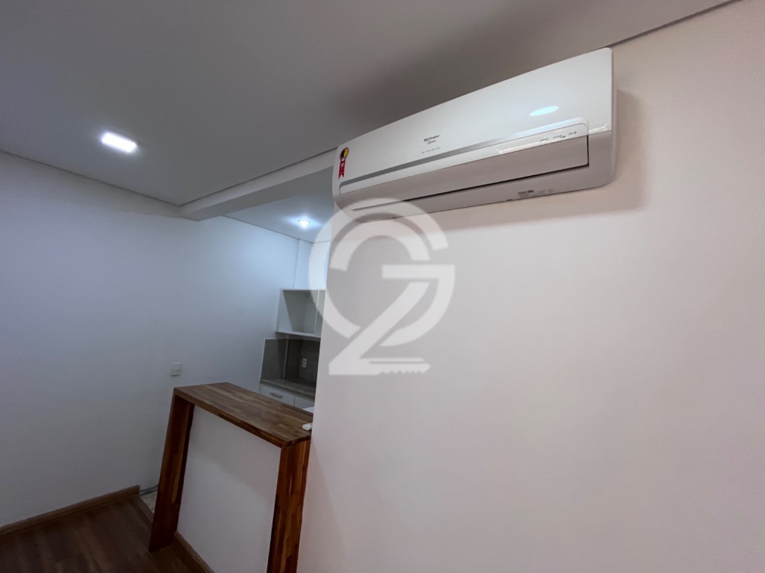 Sala Comercial na avenida principal de Sousas em , Campinas - sp | SoloBR