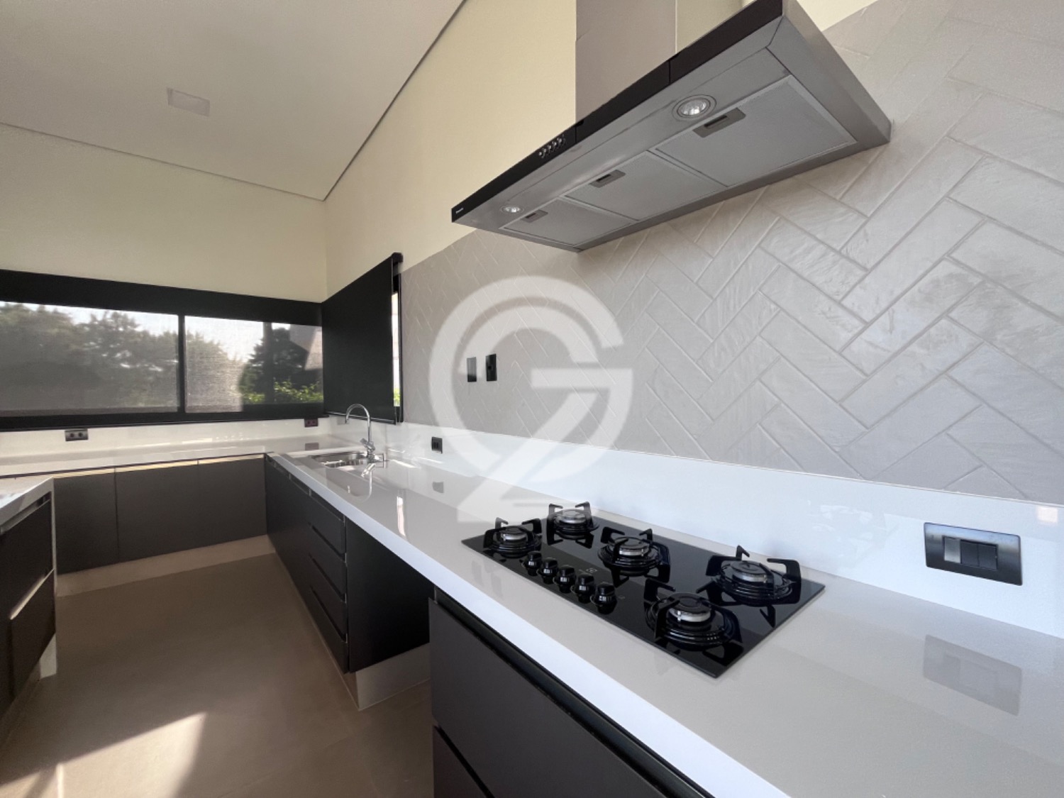 LINDA CASA A VENDA CONDOMÍNIO JARDIM BOTÂNICO - SOUSAS - CAMPINAS-SP em , Campinas - sp | SoloBR