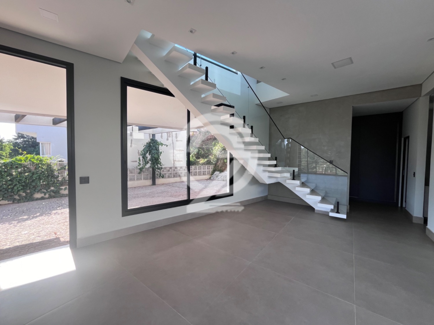 LINDA CASA A VENDA CONDOMÍNIO JARDIM BOTÂNICO - SOUSAS - CAMPINAS-SP em , Campinas - sp | SoloBR