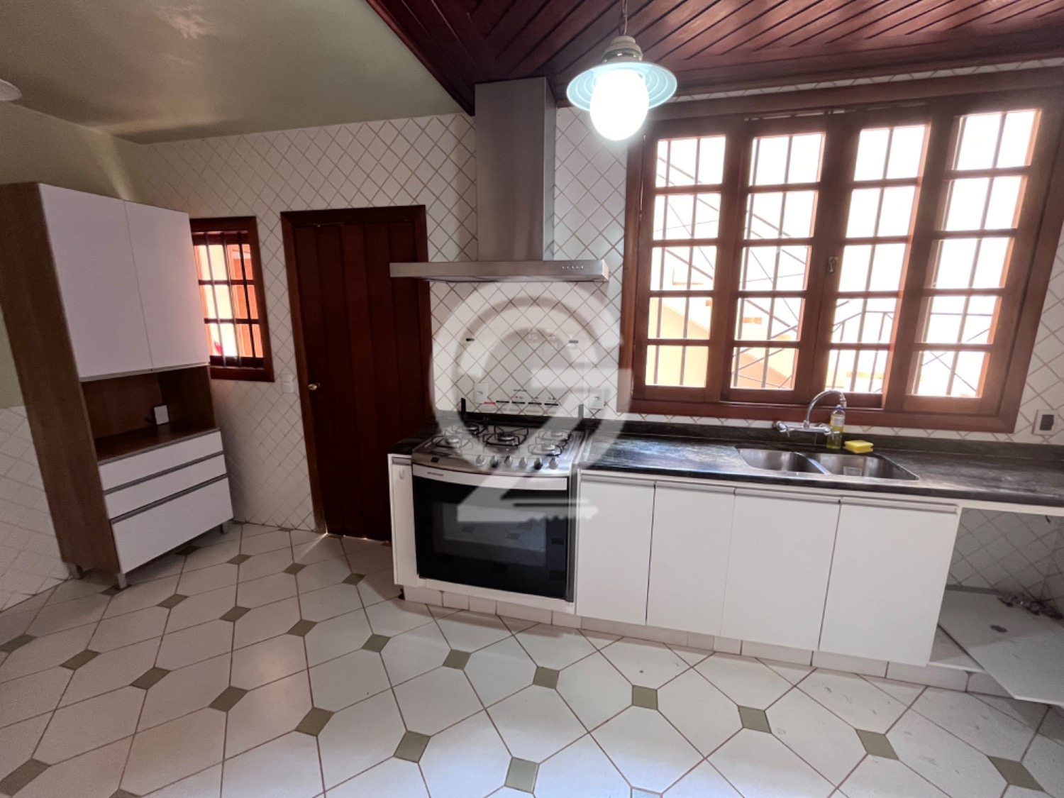 Casa para Locação no Gramado  - Campinas em , Campinas - sp | SoloBR