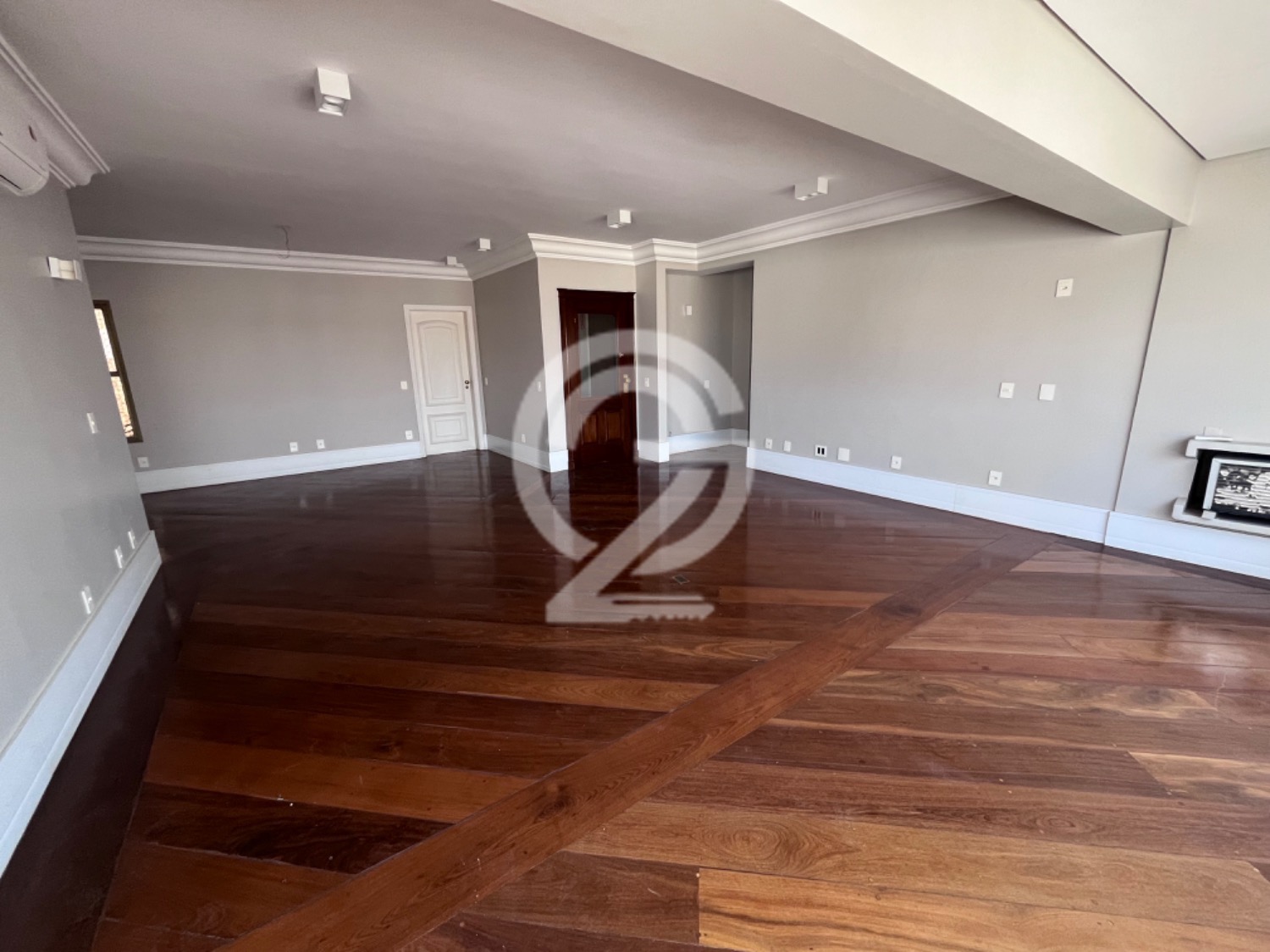 Cobertura com 4 Quartos e 6 banheiros à Venda, 414 m² por R$ 4.000.000 em , Campinas - sp | SoloBR