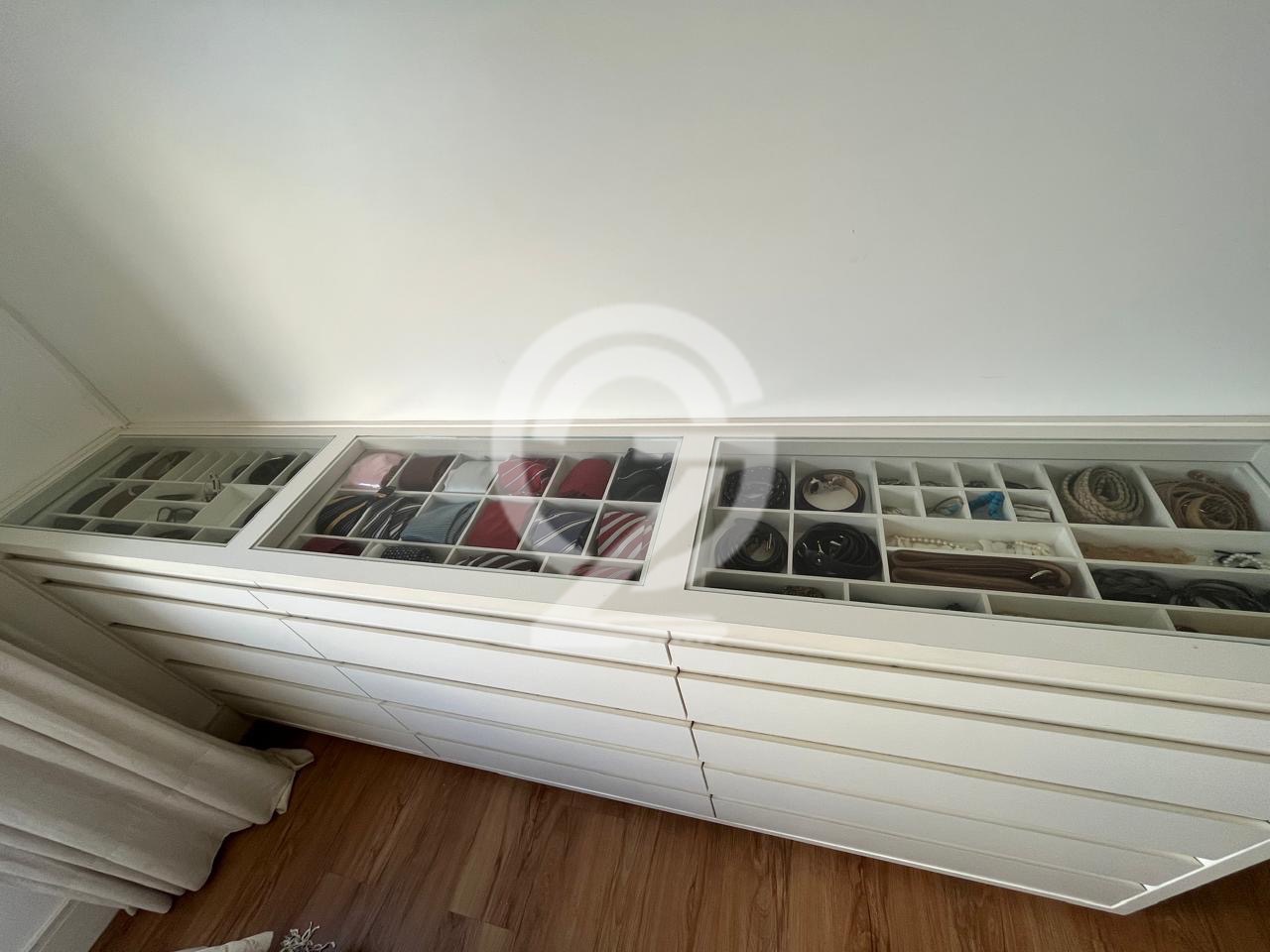 Apartamento SEMI MOBILIADO  3 Quartos Sendo 3 suites à Venda e Locação, 162 m² por R$ 1.850.000 em , Campinas - sp | SoloBR