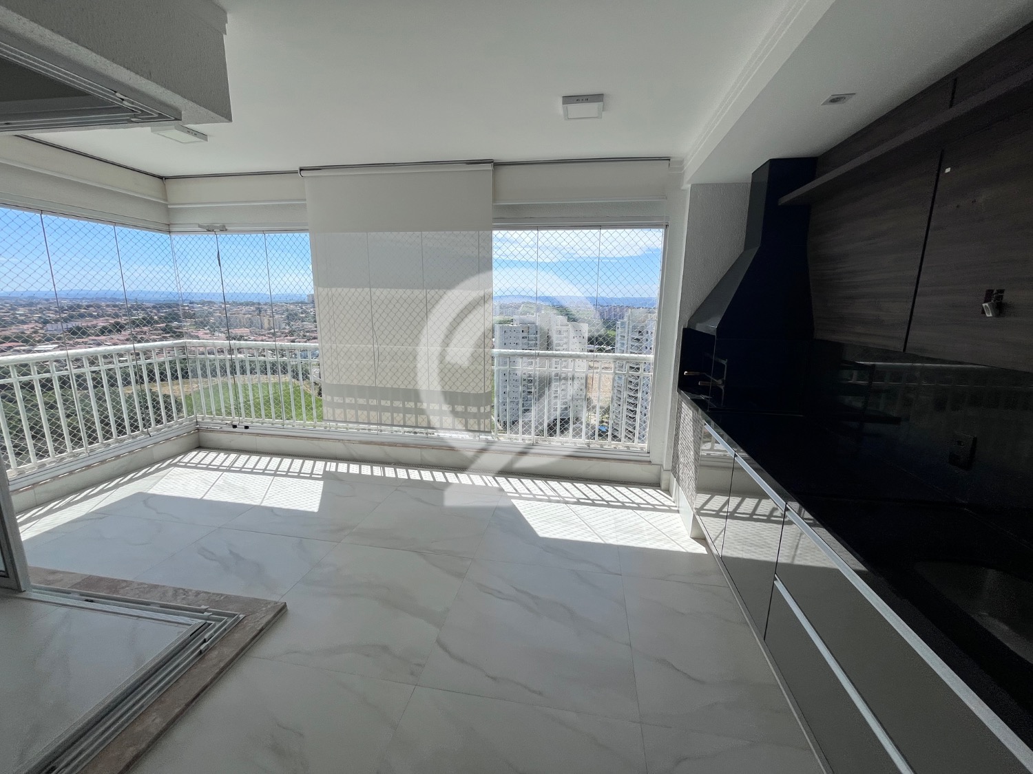 Apartamento SEMI MOBILIADO  3 Quartos Sendo 3 suites à Venda e Locação, 162 m² por R$ 1.850.000 em , Campinas - sp | SoloBR