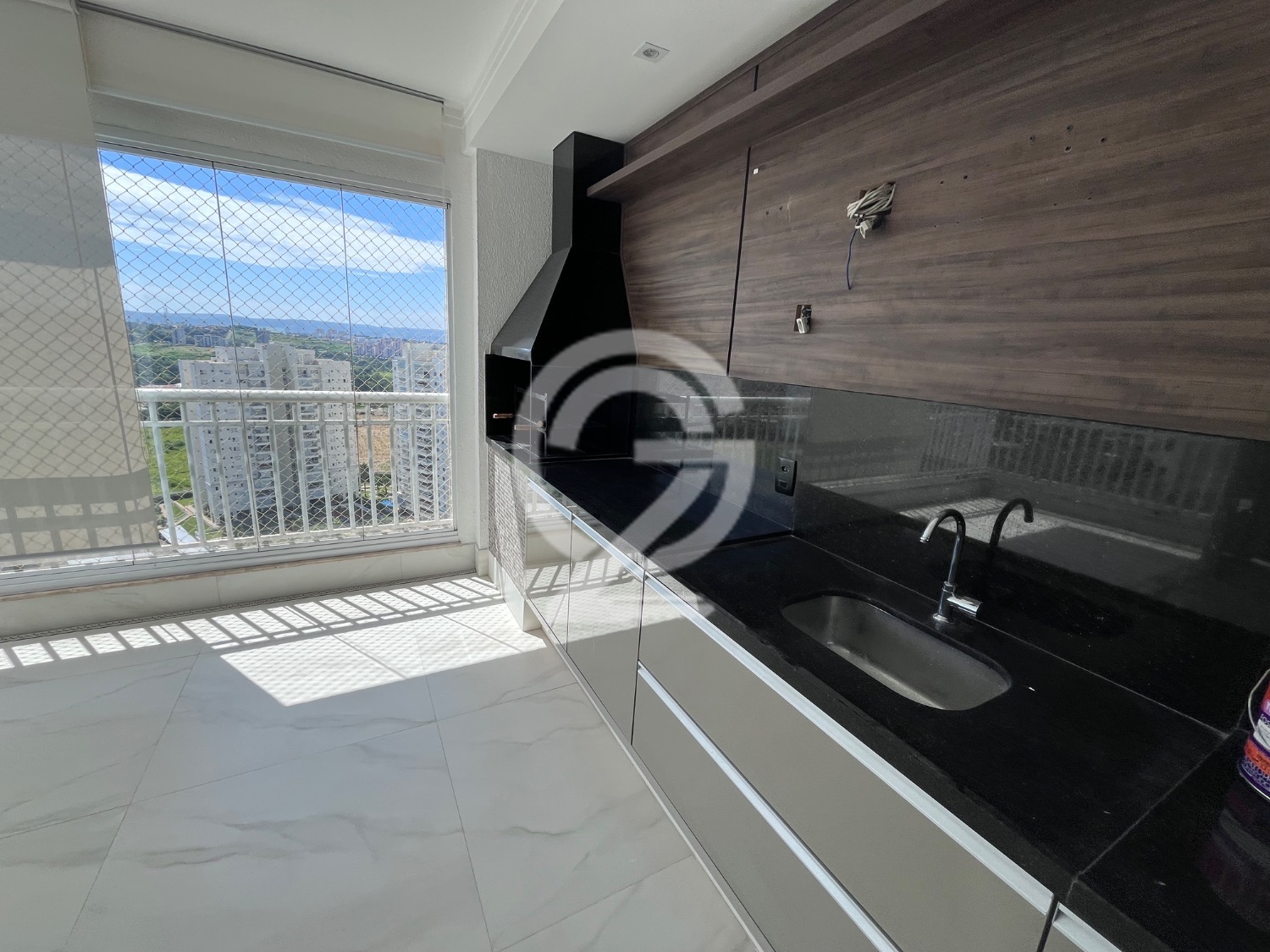 Apartamento SEMI MOBILIADO  3 Quartos Sendo 3 suites à Venda e Locação, 162 m² por R$ 1.850.000 em , Campinas - sp | SoloBR