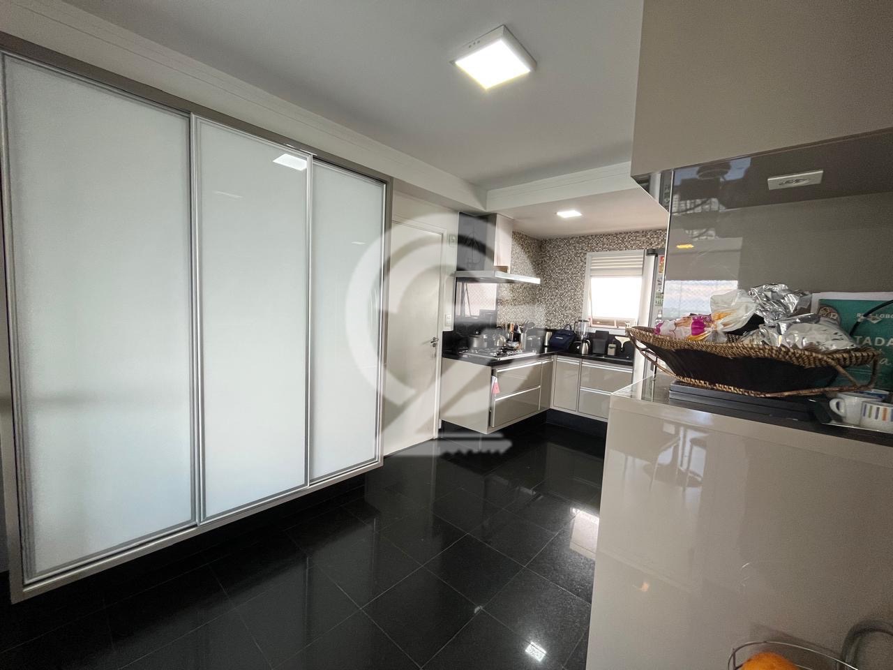 Apartamento SEMI MOBILIADO  3 Quartos Sendo 3 suites à Venda e Locação, 162 m² por R$ 1.850.000 em , Campinas - sp | SoloBR