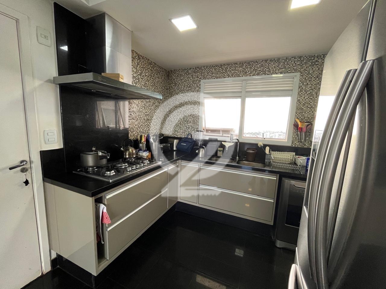 Apartamento SEMI MOBILIADO  3 Quartos Sendo 3 suites à Venda e Locação, 162 m² por R$ 1.850.000 em , Campinas - sp | SoloBR