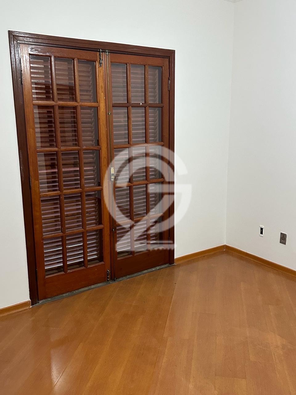 Casa com 2 Quartos e 3 banheiros à Venda, 280 m² por R$ 1.100.000 em , Campinas - sp | SoloBR