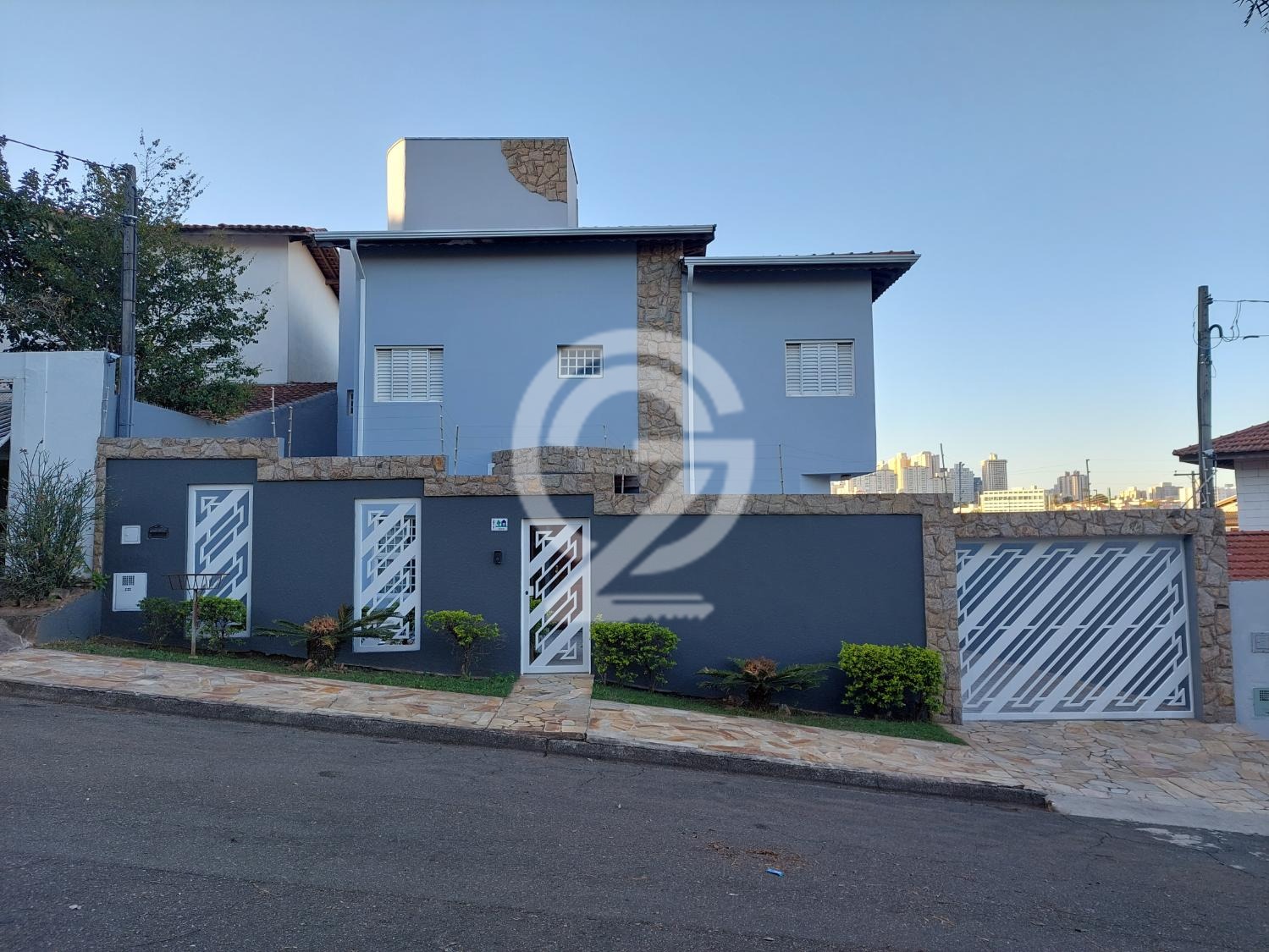 Sobrado com 3 Quartos e 3 banheiros à Venda, 212 m² por R$ 998.000 em , Campinas - sp | SoloBR