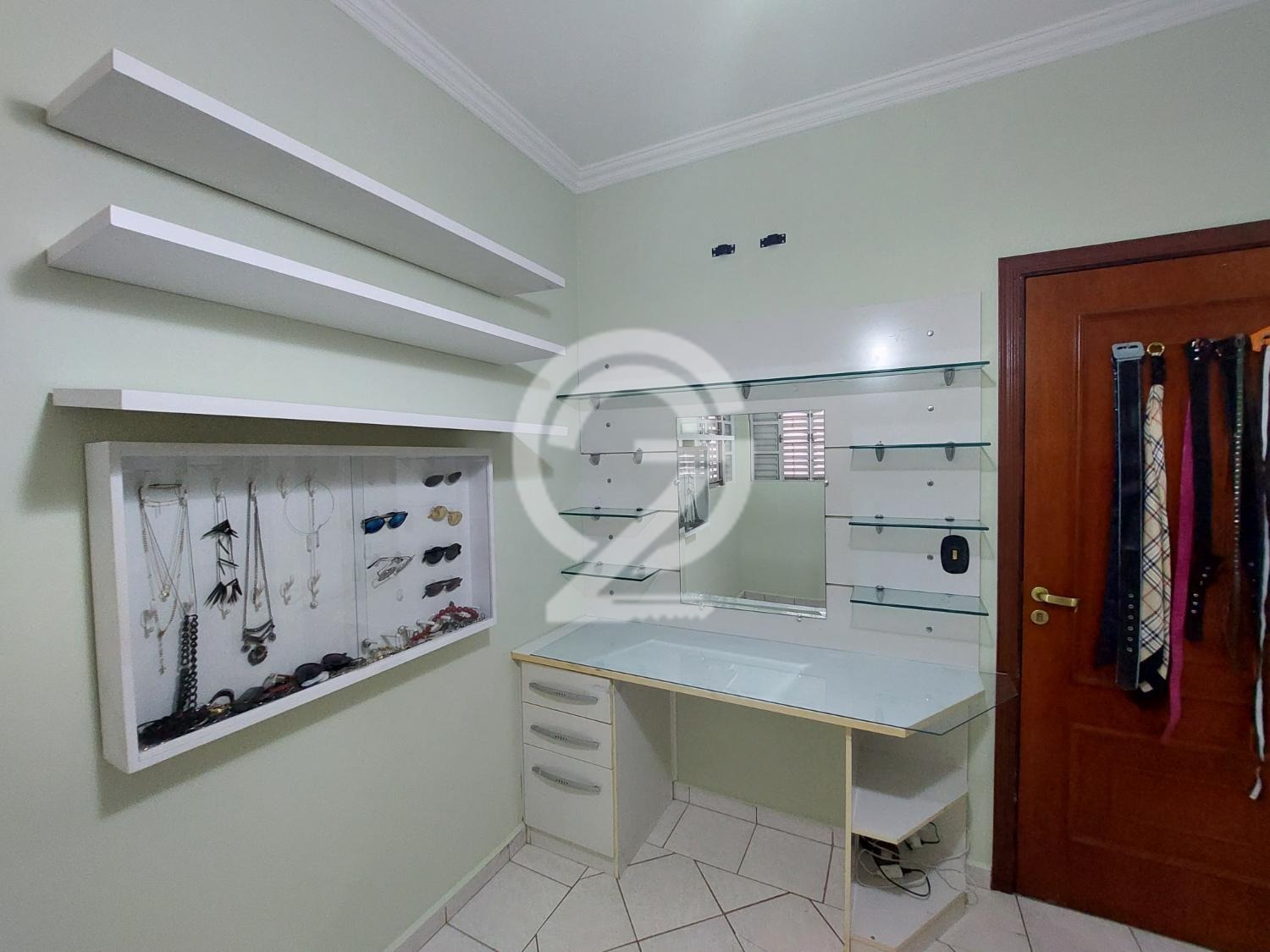 Sobrado com 3 Quartos e 3 banheiros à Venda, 212 m² por R$ 998.000 em , Campinas - sp | SoloBR