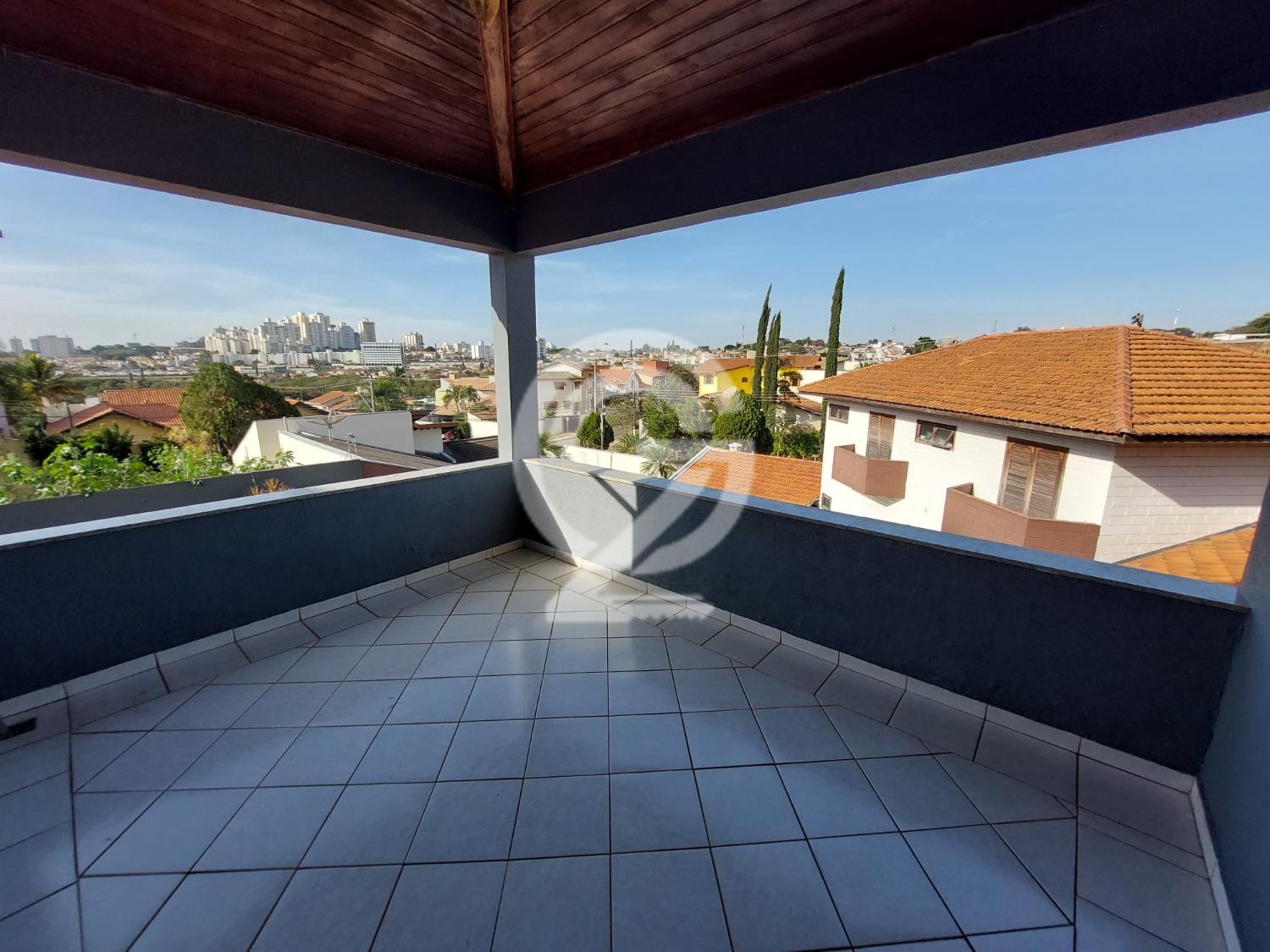 Sobrado com 3 Quartos e 3 banheiros à Venda, 212 m² por R$ 998.000 em , Campinas - sp | SoloBR