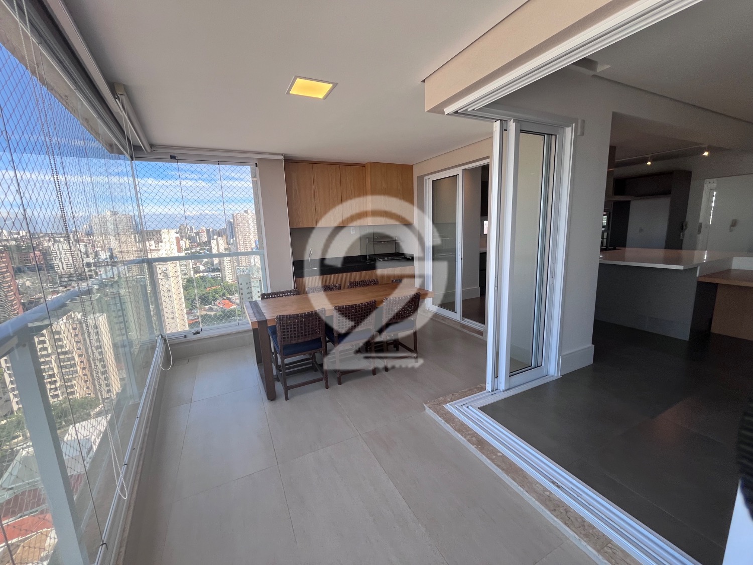Apartamento com 3 Quartos e 4 banheiros à Venda, 213 m² por R$ 3.600.000 em , Campinas - sp | SoloBR