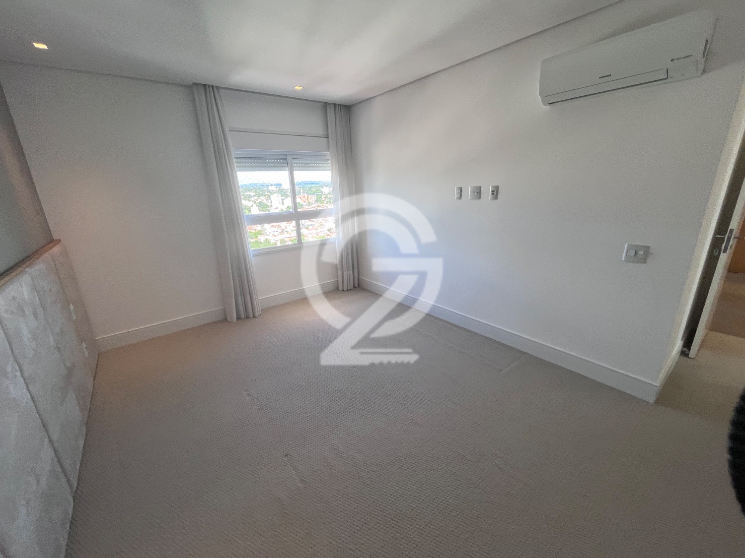 Apartamento com 3 Quartos e 4 banheiros à Venda, 213 m² por R$ 3.600.000 em , Campinas - sp | SoloBR