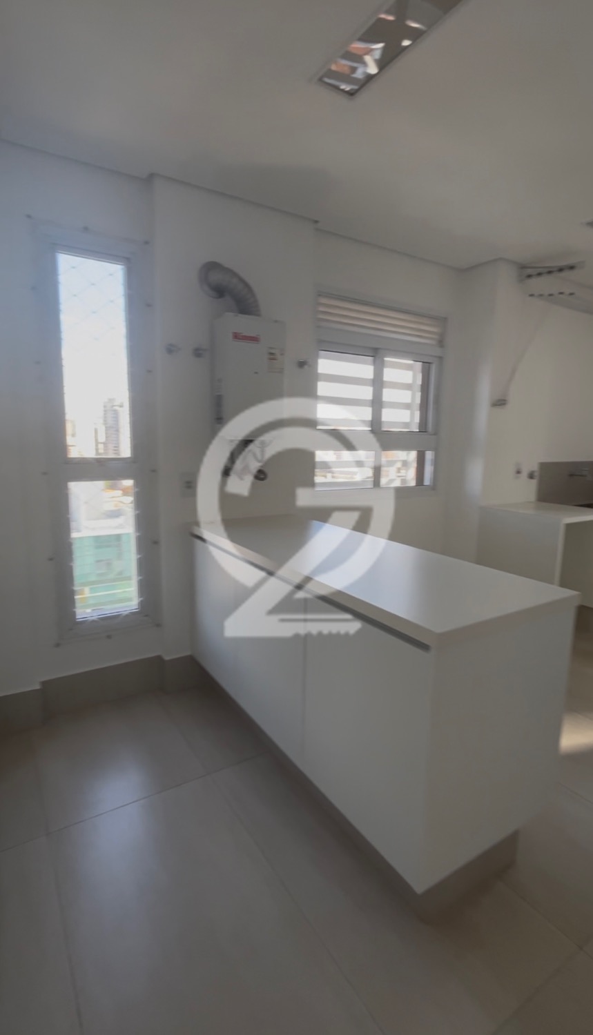 Apartamento com 3 Quartos e 4 banheiros à Venda, 213 m² por R$ 3.600.000 em , Campinas - sp | SoloBR