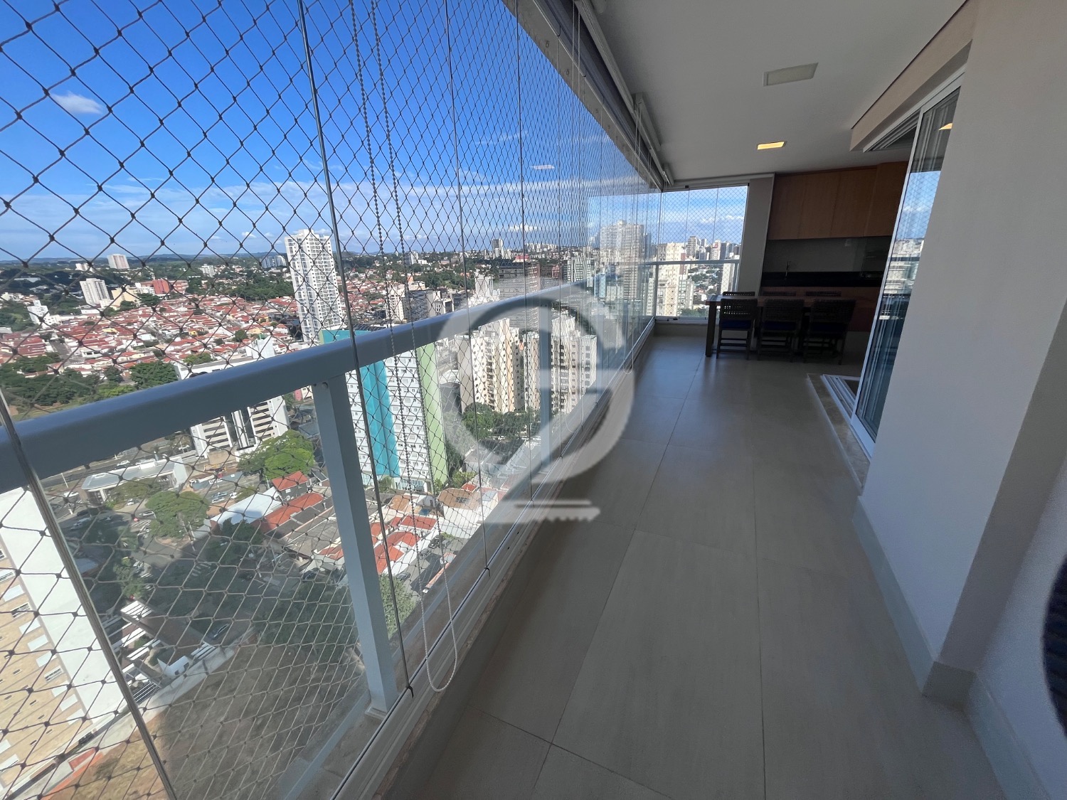 Apartamento com 3 Quartos e 4 banheiros à Venda, 213 m² por R$ 3.600.000 em , Campinas - sp | SoloBR