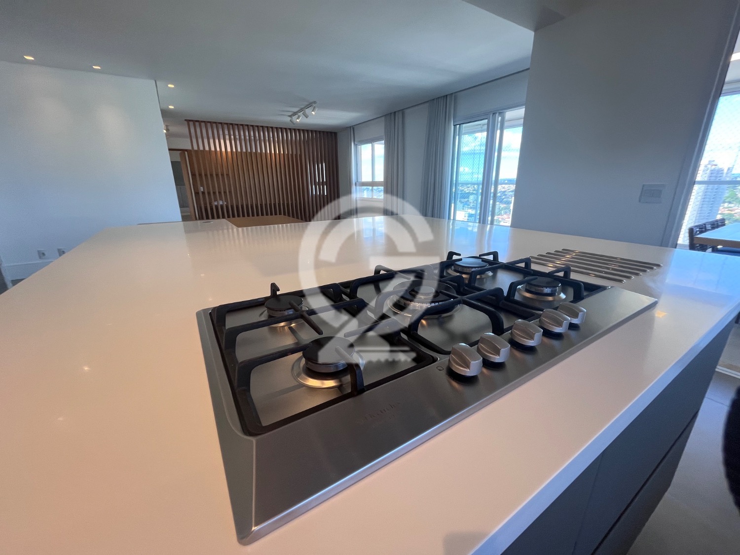 Apartamento com 3 Quartos e 4 banheiros à Venda, 213 m² por R$ 3.600.000 em , Campinas - sp | SoloBR