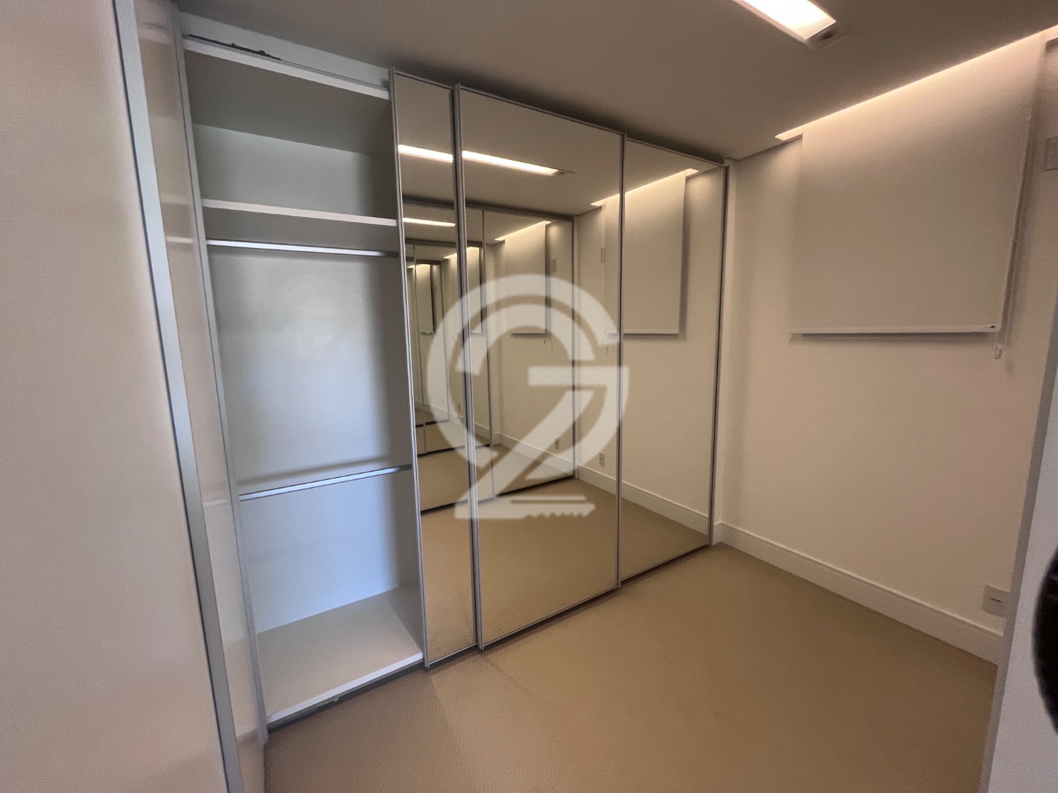 Apartamento com 3 Quartos e 4 banheiros à Venda, 213 m² por R$ 3.600.000 em , Campinas - sp | SoloBR