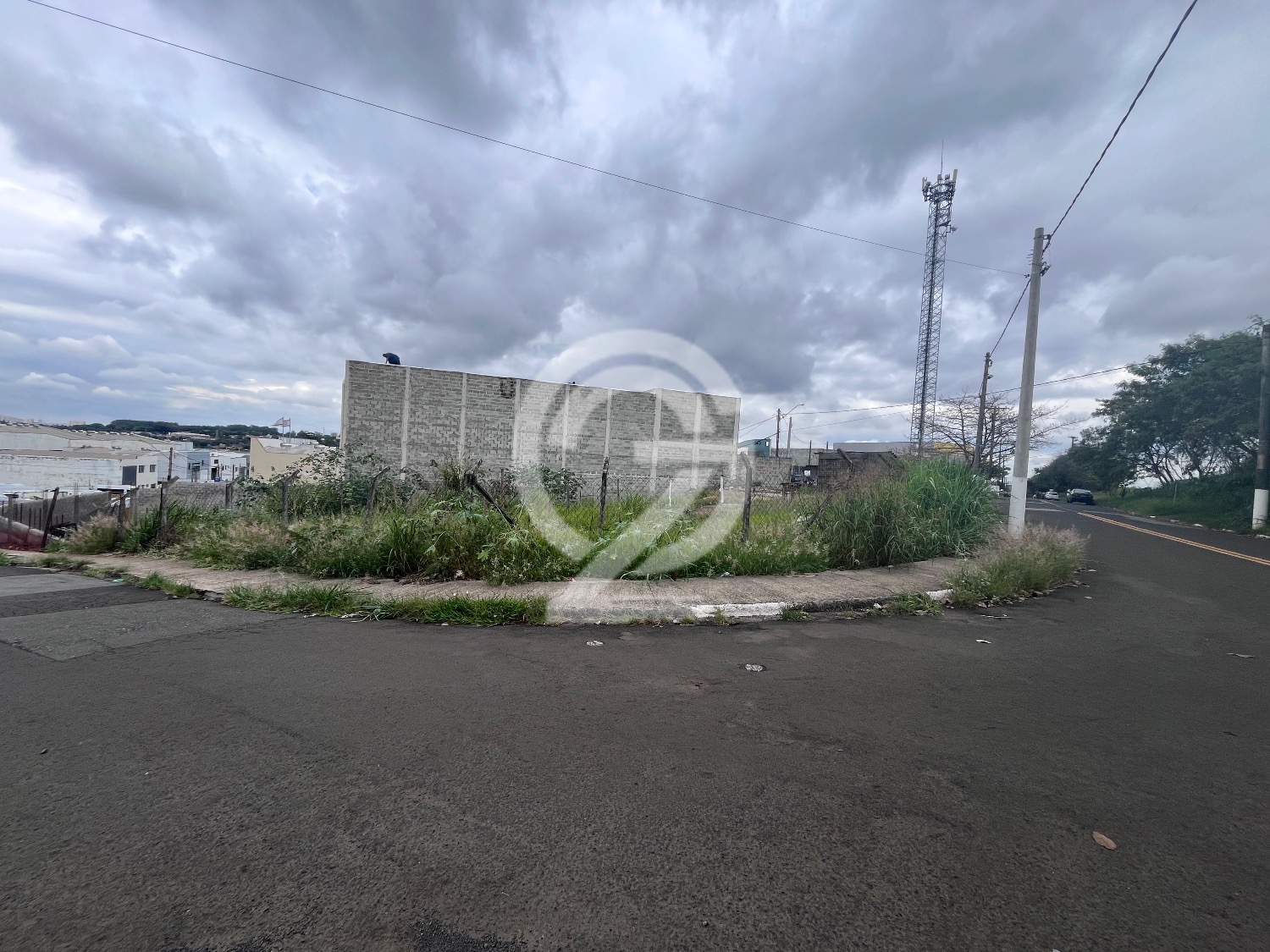 Terreno à Venda – Parque Via Norte – Campinas/SP 📐 700 m² | Zoneamento Industrial Z14 em , Campinas - sp | SoloBR