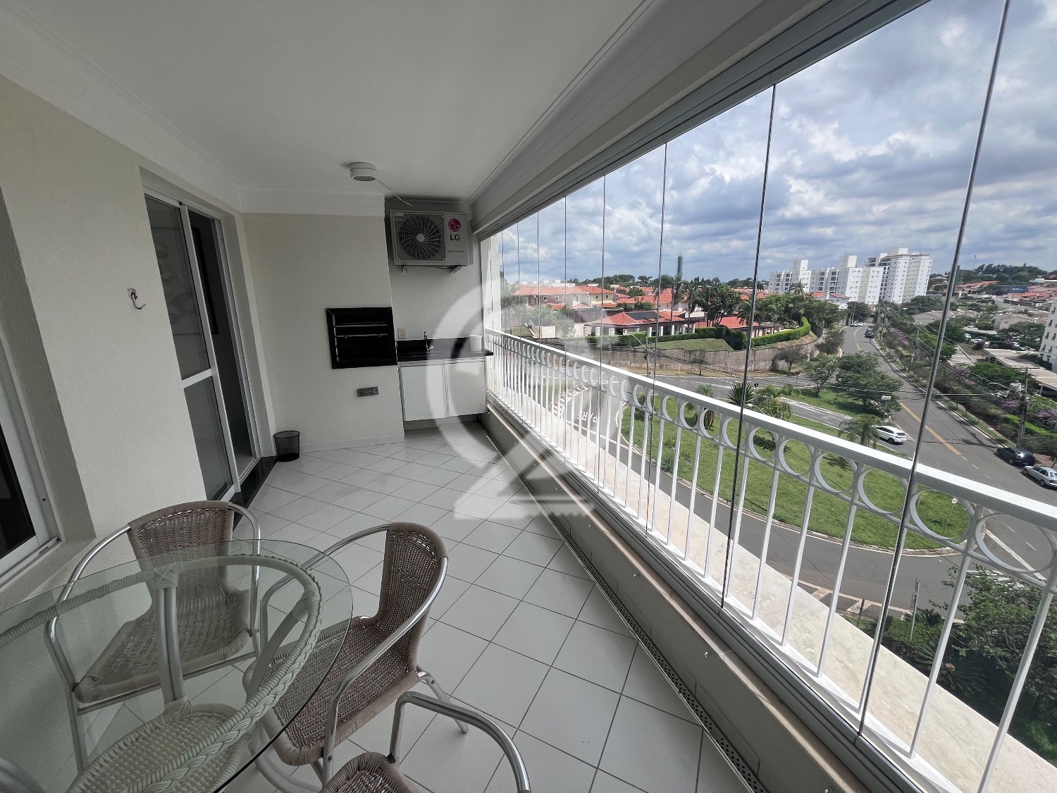 Apartamento à Venda / Locação – Prox Shop Dom Pedro– Campinas/SP 3 dormitórios | em , Campinas - sp | SoloBR