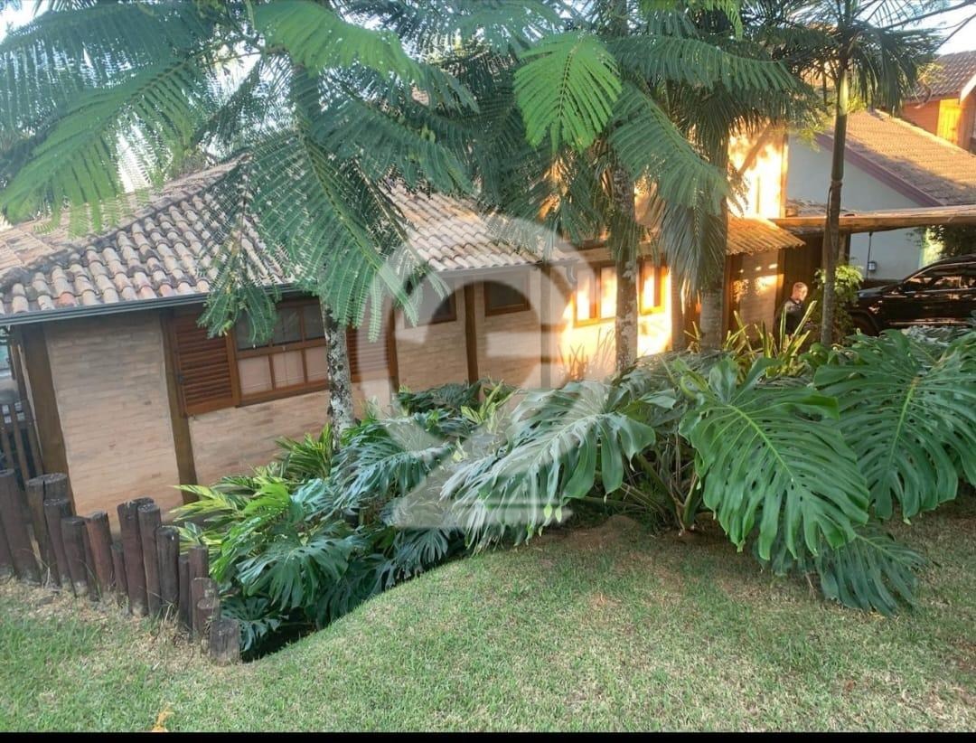 Casa com Quintal Espaçoso para Locação no Condomínio Alpes de Vinhedo – Vinhedo/SP em , Vinhedo - sp | SoloBR