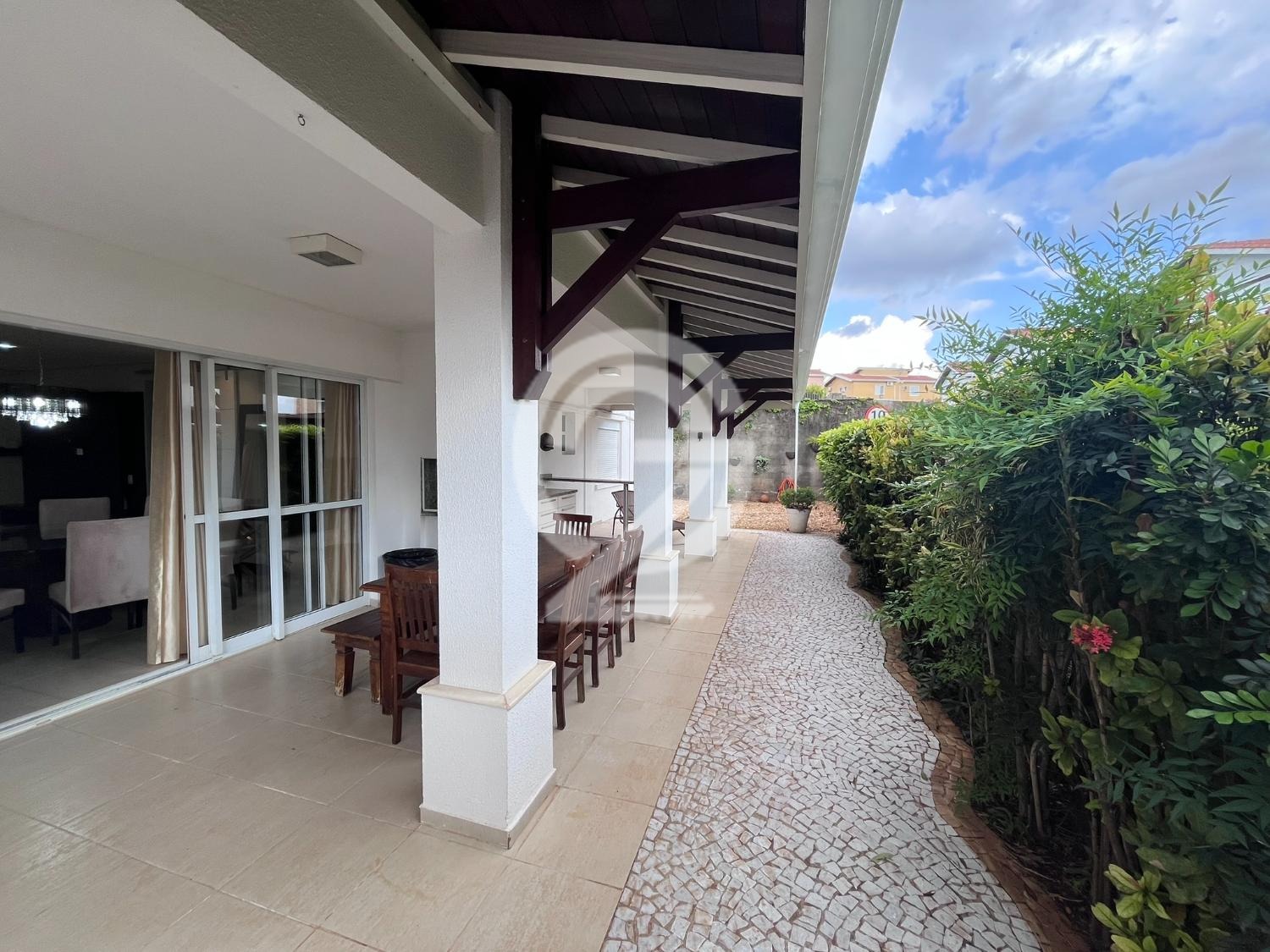 Town House Térrea e Totalmente Mobiliada para Locação no Residencial Villa Bela – Campinas/SP em , Campinas - sp | SoloBR