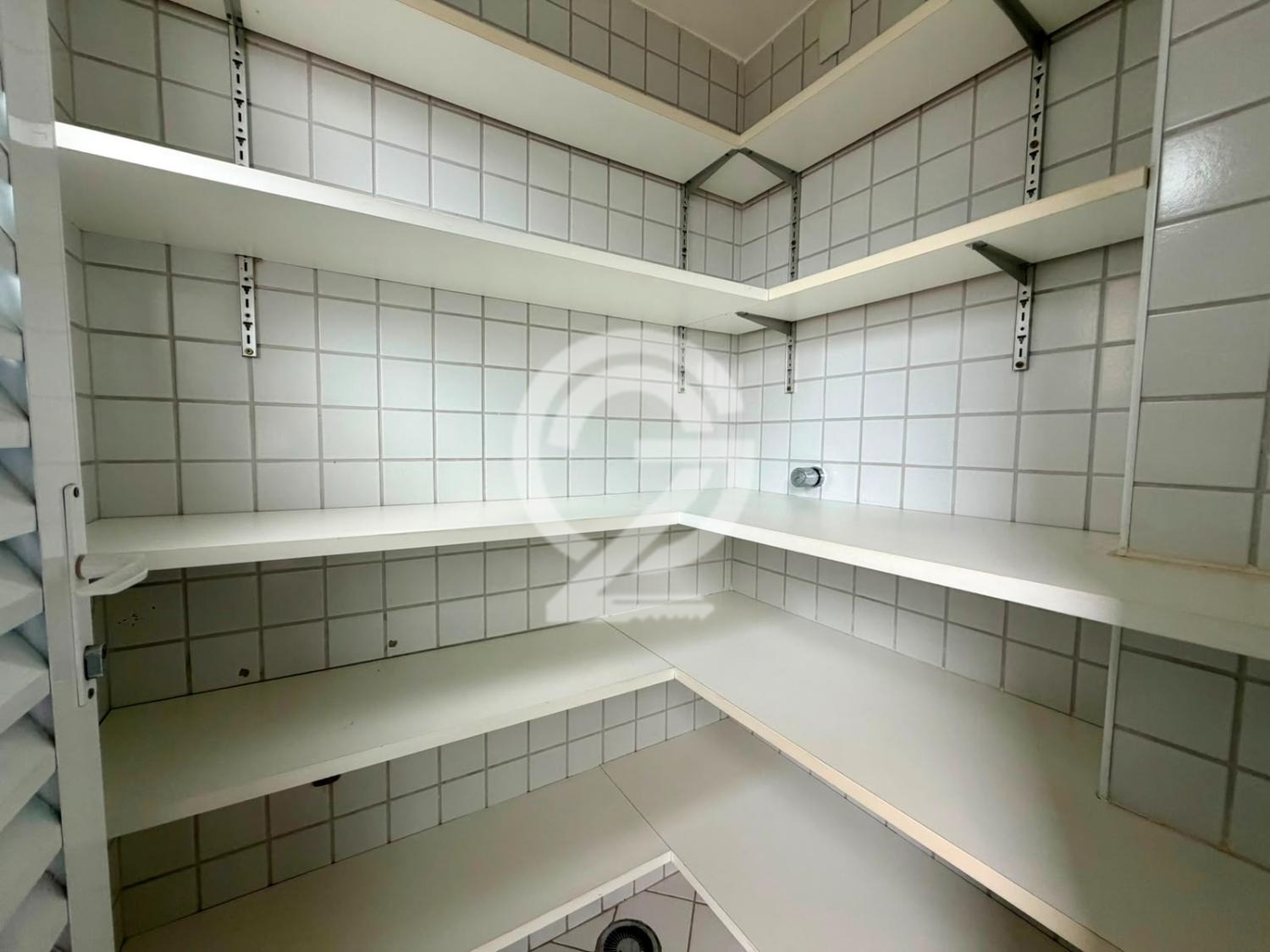 Town House Térrea e Totalmente Mobiliada para Locação no Residencial Villa Bela – Campinas/SP em , Campinas - sp | SoloBR