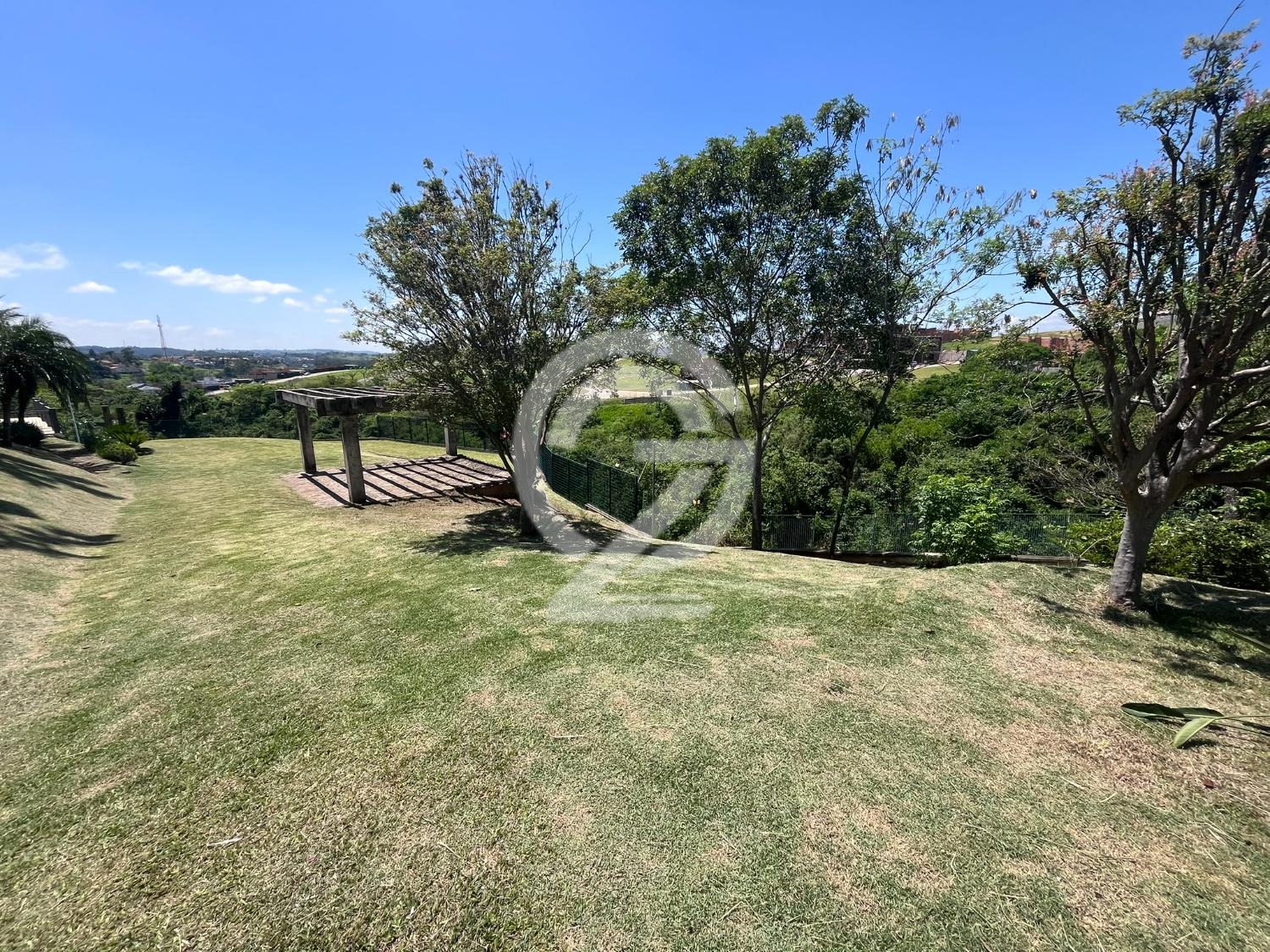 Lote à Venda com 1.008m² – Condomínio Ville Sainte Hélène | Campinas/SP em , Campinas - sp | SoloBR