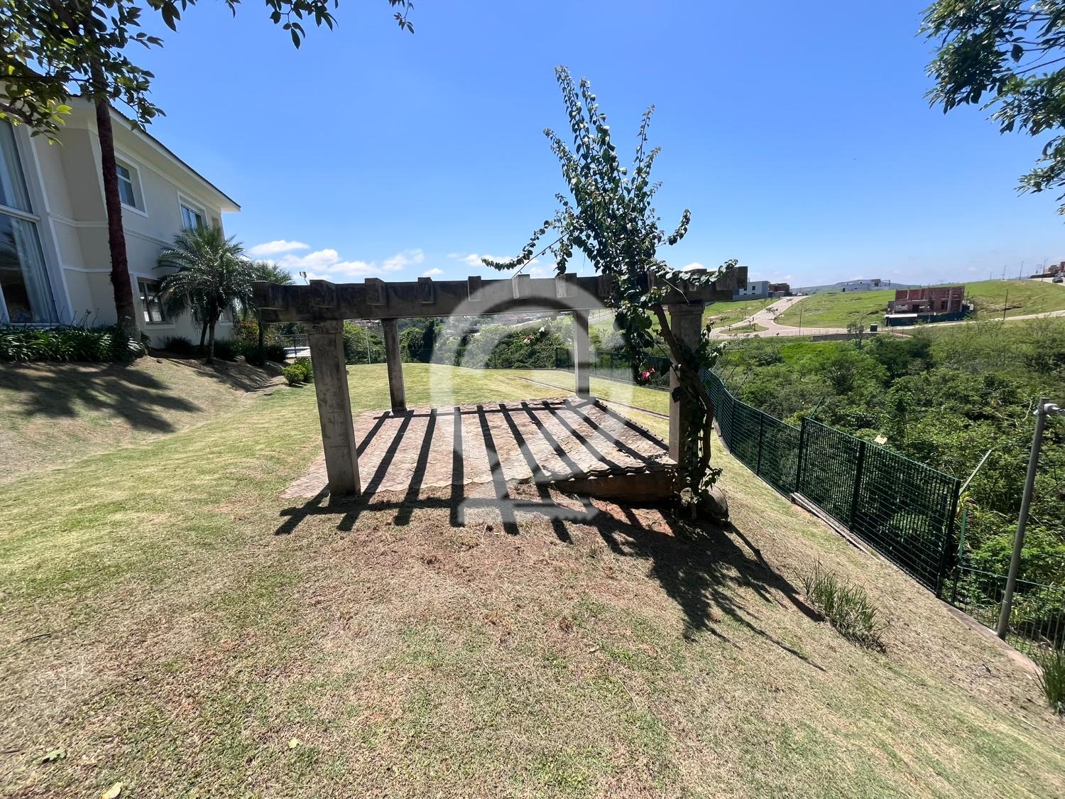 Lote à Venda com 1.008m² – Condomínio Ville Sainte Hélène | Campinas/SP em , Campinas - sp | SoloBR